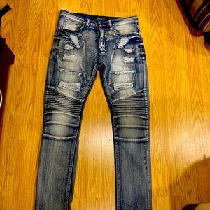 Men’s Distressed Skinny Jeans